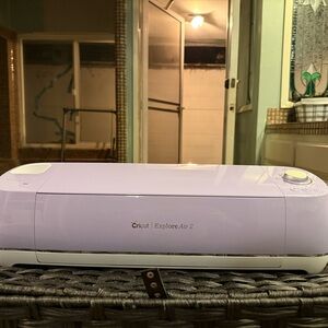 Cricut Explore Air 2 - Soft Purple